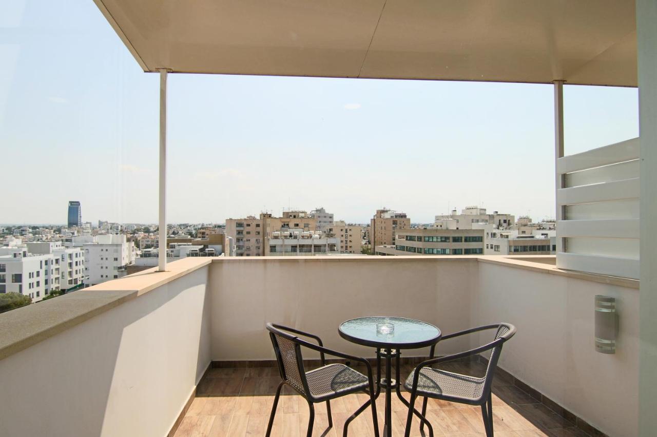 Phaedrus Living: Luxury Suite Nicosia 509 外观 照片